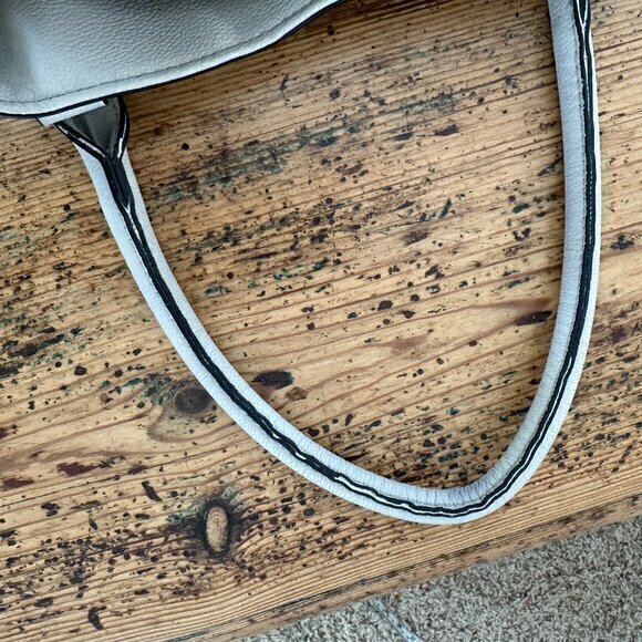 Off White Shoulder Purse, shoulder purse, womens purse, off white purse - Picture 9 of 12